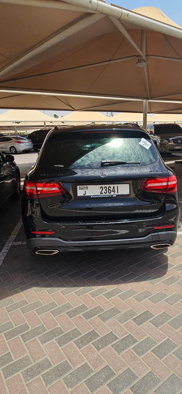 Nero Mercedes Benz GLC 250 4MATIC 2016
